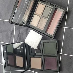 Bobbi Brown eye shadow palette